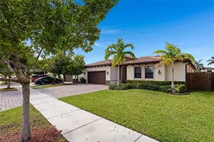 2475 SE 1st St, Homestead, FL 33033 - Photo 1
