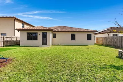 2475 SE 1st St, Homestead, FL 33033 - Photo 22