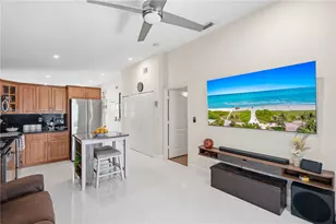 7456 W 34th Ln, Hialeah, FL 33018 - Photo 10