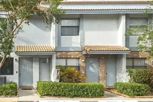 9835 Riverside Dr, Coral Springs, FL 33071 - Photo 20