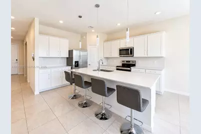 3078 Norcott Dr, Davenport, FL 33837 - Photo 2