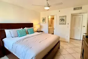 19701 E Country Club Dr, Aventura, FL 33180 - Photo 10