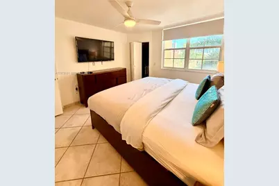 19701 E Country Club Dr #5605A, Aventura, FL 33180 - Photo 8