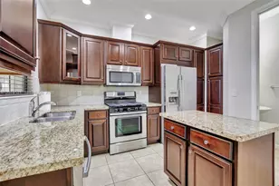12430 NW 32nd Manor, Sunrise, FL 33323 - Photo 8
