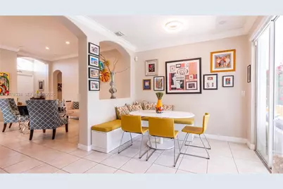 14918 SW 10th St, Miami, FL 33194 - Photo 18