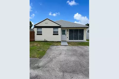 10340 SW 207th St, Cutler Bay, FL 33189 - Photo 1