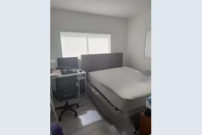 270 NE 169th St, North Miami Beach, FL 33162 - Photo 12