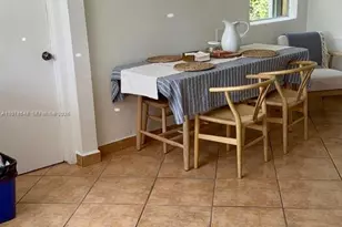 270 NE 169th St, North Miami Beach, FL 33162 - Photo 20