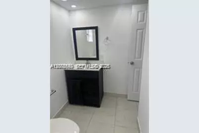 7370 SW 82nd St #E120, Miami, FL 33143 - Photo 4