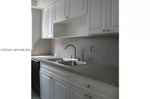 7370 SW 82nd St, Miami, FL 33143 - Photo 2