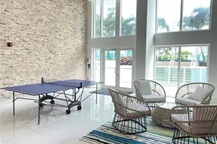 41 SE 5th St, Miami, FL 33131 - Photo 22