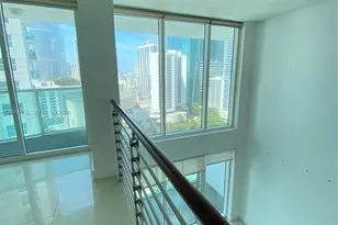 41 SE 5th St, Miami, FL 33131 - Photo 8