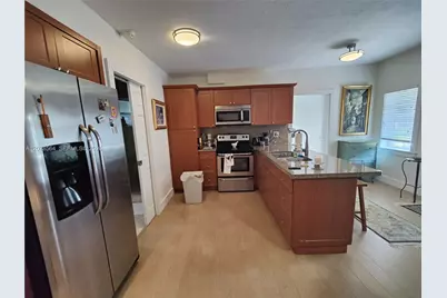 1823 S Bayshore Ln, Miami, FL 33133 - Photo 68