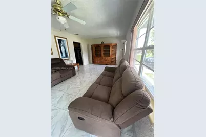 5490 W 2nd Ave, Hialeah, FL 33012 - Photo 6