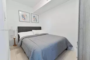 1000 W Island Blvd, Aventura, FL 33160 - Photo 14
