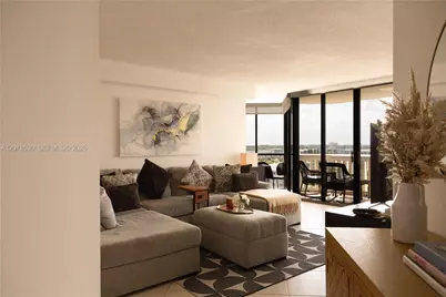 1000 W Island Blvd #1010, Aventura, FL 33160 - Photo 6