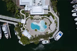 1000 W Island Blvd, Aventura, FL 33160 - Photo 64