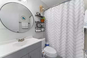 2140 NW 78th Ave, Pembroke Pines, FL 33024 - Photo 12