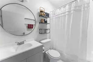 2140 NW 78th Ave, Pembroke Pines, FL 33024 - Photo 20
