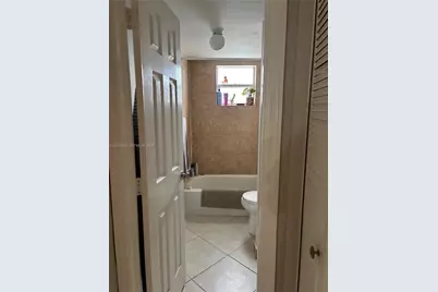 1100 NE 1st Ct #102, Hallandale Beach, FL 33009 - Photo 8