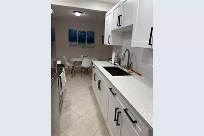 1100 NE 1st Ct #102, Hallandale Beach, FL 33009 - Photo 6