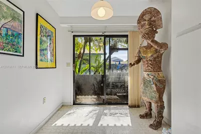 1557 N 15th Ter, Hollywood, FL 33020 - Photo 8