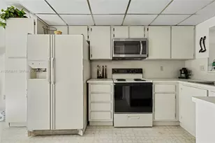 1557 N 15th Terrace, Hollywood, FL 33020 - Photo 6