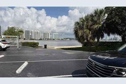 251 174th St #608, Sunny Isles Beach, FL 33160 - Photo 32