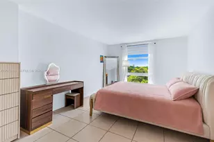 16950 W Dixie Hwy, North Miami Beach, FL 33160 - Photo 10