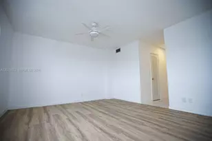 300 NE 12th Ave, Hallandale Beach, FL 33009 - Photo 14