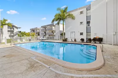 1800 SW 25th St #2305, Miami, FL 33133 - Photo 14