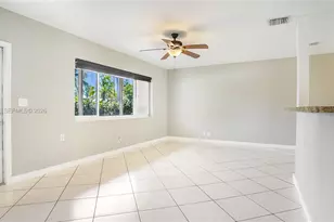 903 NE 2nd St, Hallandale Beach, FL 33009 - Photo 26