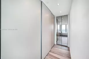 1331 Brickell Bay Dr, Miami, FL 33131 - Photo 14