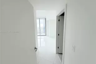 851 NE 1st Ave, Miami, FL 33132 - Photo 10