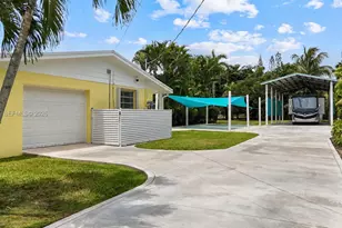 19345 SW 312th St, Homestead, FL 33030 - Photo 12