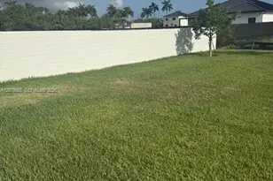 18903 SW 317th Ter, Homestead, FL 33030 - Photo 24