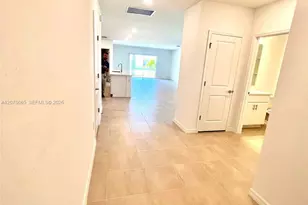 326 SW 31st Ave, Cape Coral, FL 33991 - Photo 10