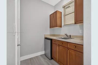 1371 Victoria Isle Dr, Weston, FL 33327 - Photo 108
