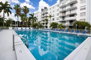 486 NW 165th St Rd, Miami, FL 33169 - Photo 16