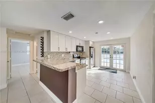 5900 N Farragut Dr, Hollywood, FL 33021 - Photo 14
