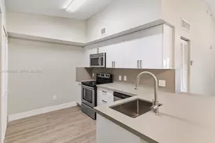 155 NW 96th Terrace, Pembroke Pines, FL 33024 - Photo 6