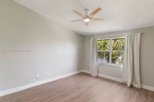 155 NW 96th Terrace, Pembroke Pines, FL 33024 - Photo 16