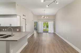 155 NW 96th Terrace, Pembroke Pines, FL 33024 - Photo 1