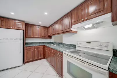 8420 SW 133rd Ave Rd #224, Miami, FL 33183 - Photo 4