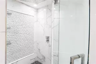100 Lincoln Rd, Miami Beach, FL 33139 - Photo 26