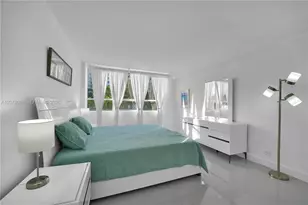 1500 Bay Rd, Miami Beach, FL 33139 - Photo 10