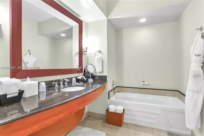 18001 Collins Ave #917, Sunny Isles Beach, FL 33160 - Photo 4