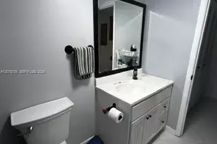 [Address not provided], Lauderdale Lakes, FL 33319 - Photo 24