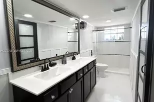 [Address not provided], Lauderdale Lakes, FL 33319 - Photo 30