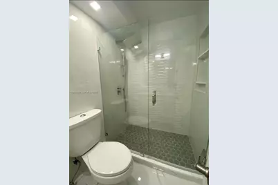 6039 Collins Ave #CU -1033, Miami Beach, FL 33140 - Photo 20